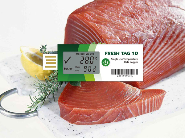 Single use USB data logger for cold chain transportation of tuna