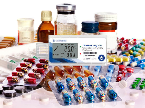 Pharmaceutical temperature data logger with display